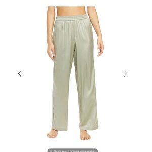 SKIMS Silk pant